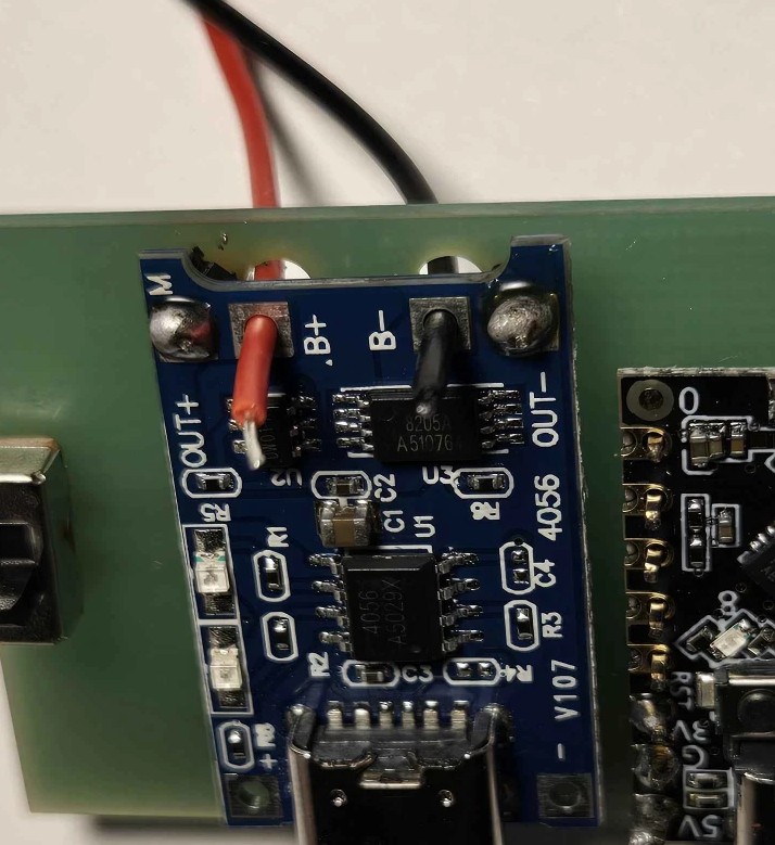 18650 holder wires passed through the board to the TP4056